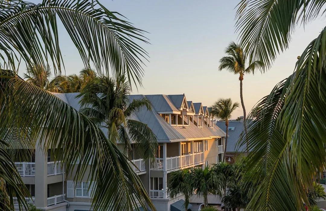 Opal Key Resort & Marina-1
