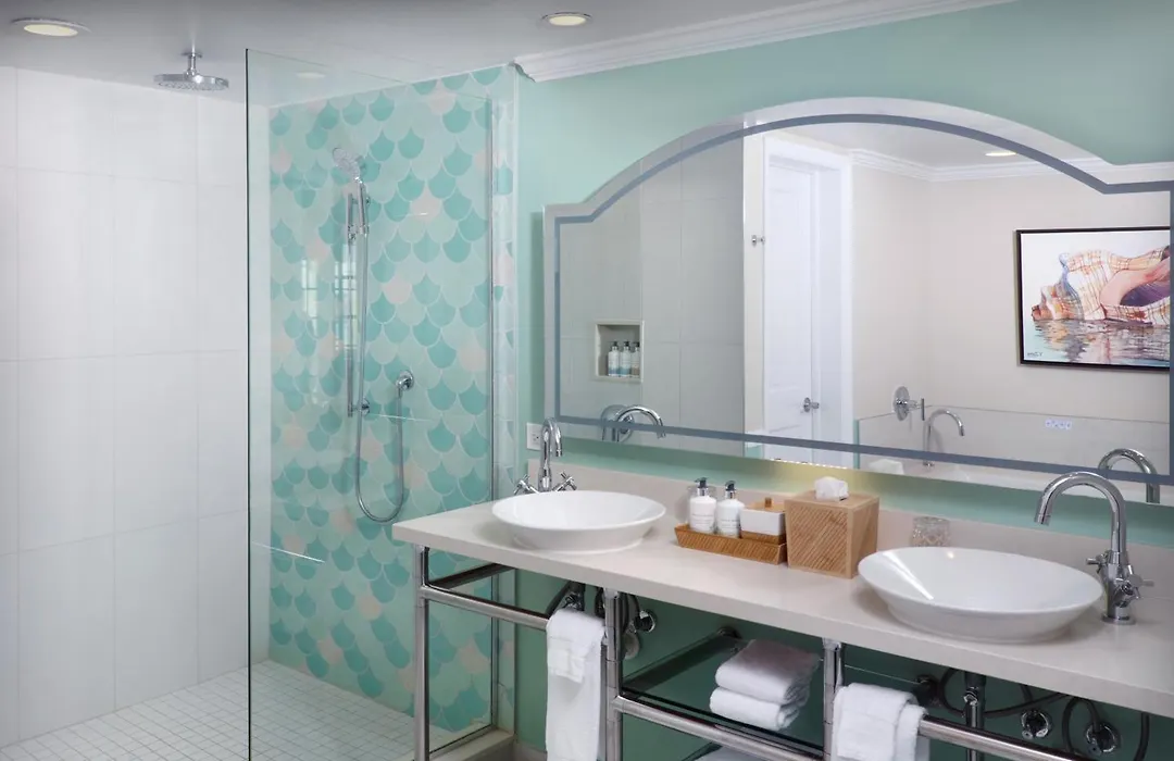 Ocean Key Resort & Spa, A Noble House Resort-1